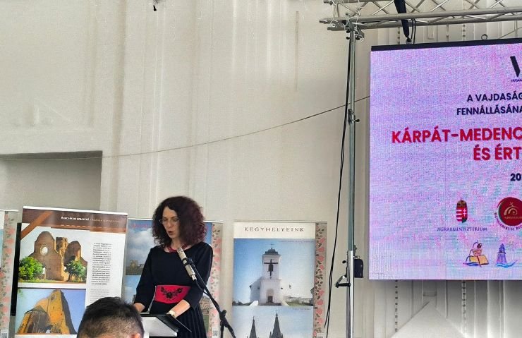 Kárpát-medencei értékek Zentán – Jubileumi konferencia a vajdasági magyar kulturális örökségről